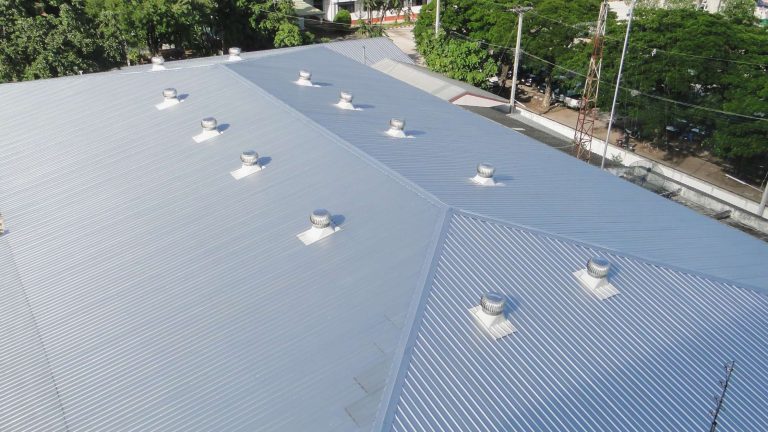 roofing contractor